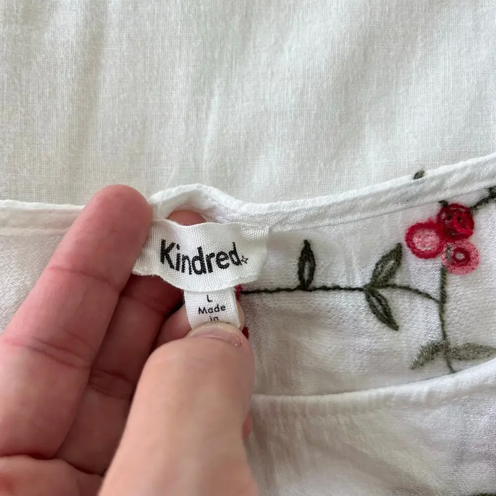 Anthropologie Kindred White Floral Embroidered Cottagecore Blouse Size Large